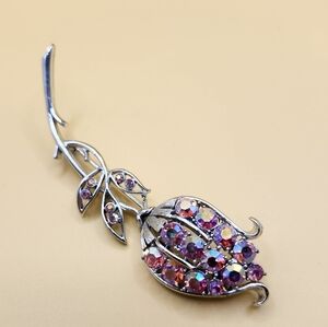 Coro Silver Tone Pin